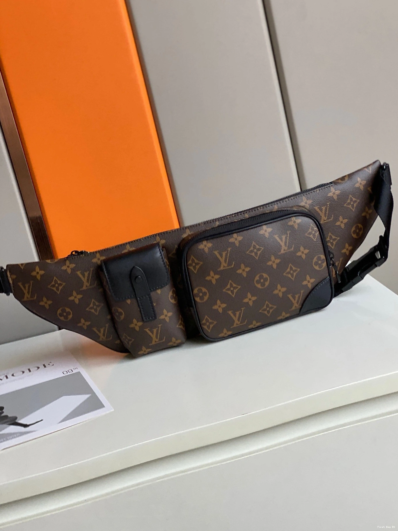 First bags ru VUITTON LOUIS BUMBAG CHRISTOPHER 0727